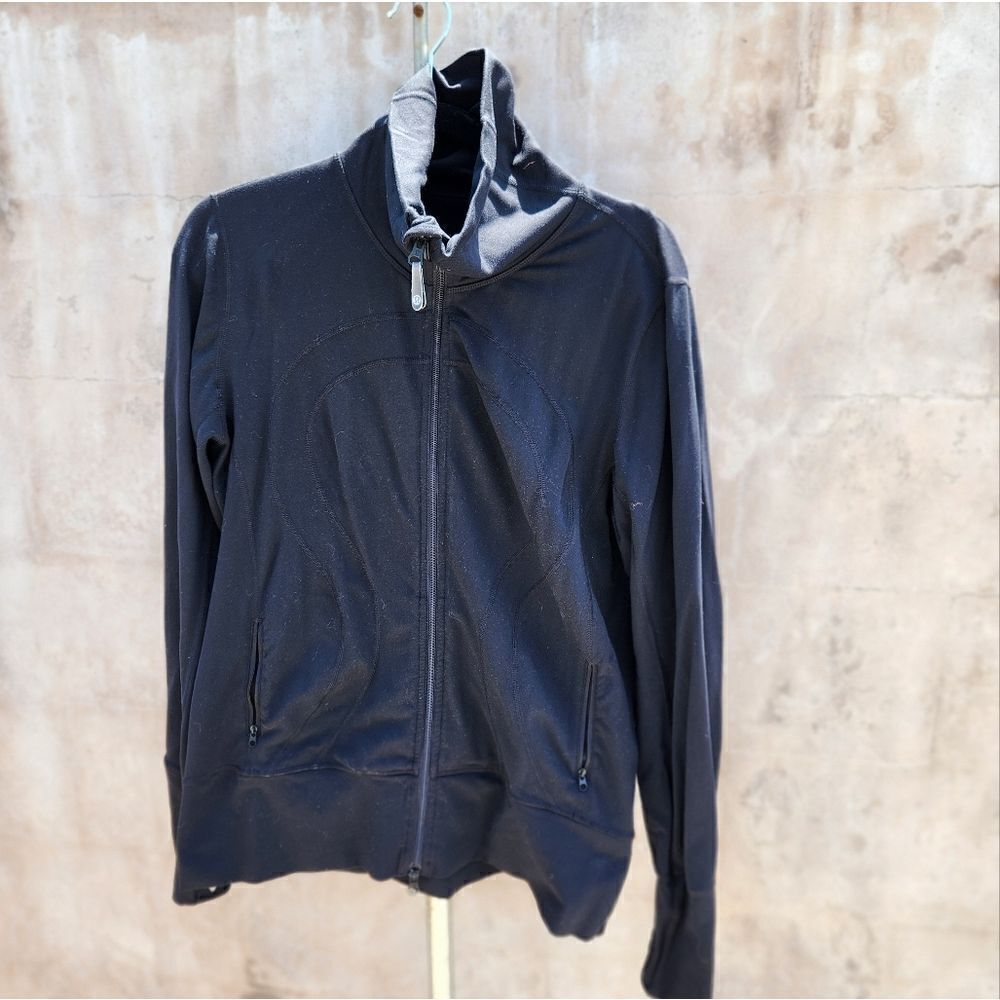 Lululemon black full zip jacket